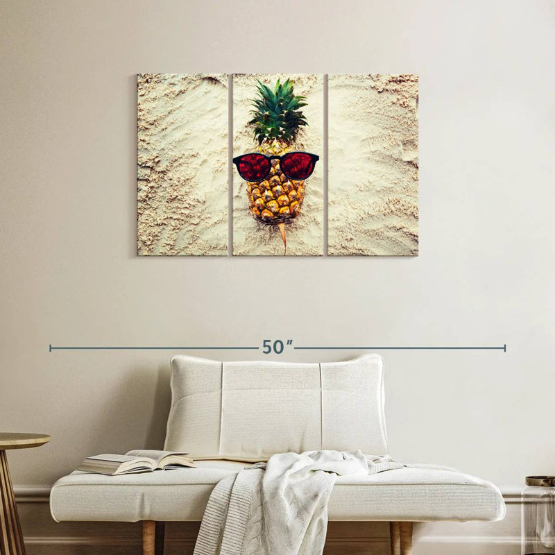 Yarlin Cool Sandy Pineapple, 24" H x 38" W