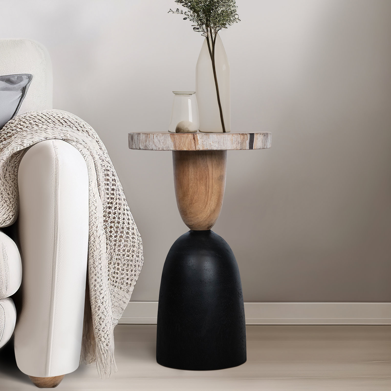 Magnolia 12" Acacia End Table