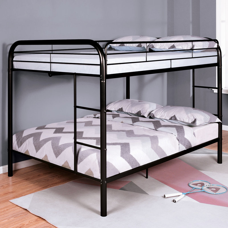 Lit double contemporain noir en métal avec angle pour dormir dans l'espace de la chambre à coucher