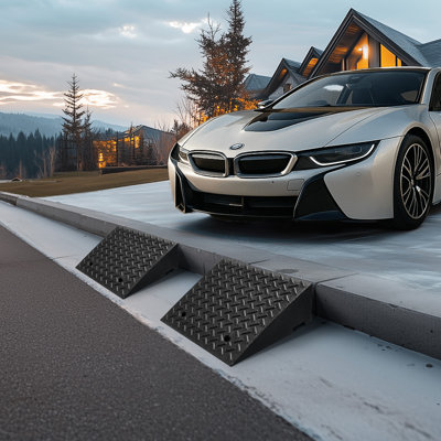 Driveway Curb Ramp 7000 lbs 7 inch Rise Threshold Ramp