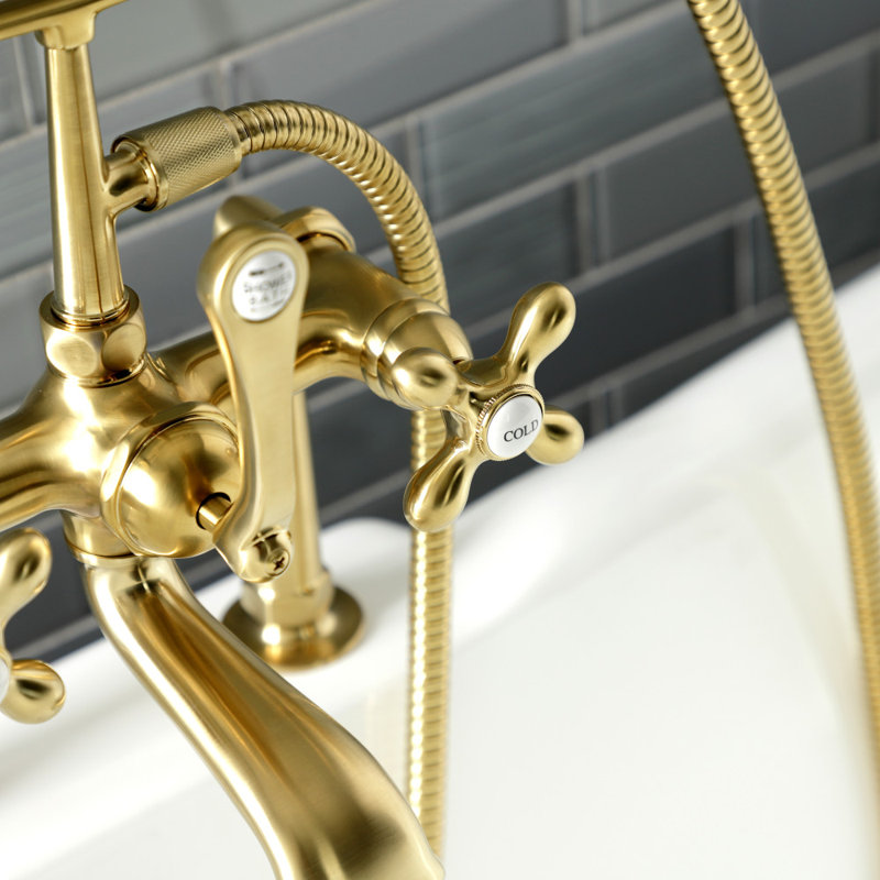 Robinet pour baignoire à pattes à 3 poignées et fixation sur le comptoir à 3 trous et cuivres Kingston, Laiton brossé