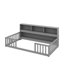 Lit simple simple avec bibliothèque de chevet attachée, tablettes de rangement multiples et garde-corps-114355891