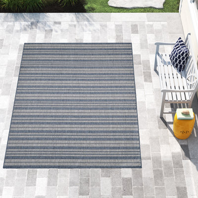Tapis rayé intérieur / extérieur Brazoria