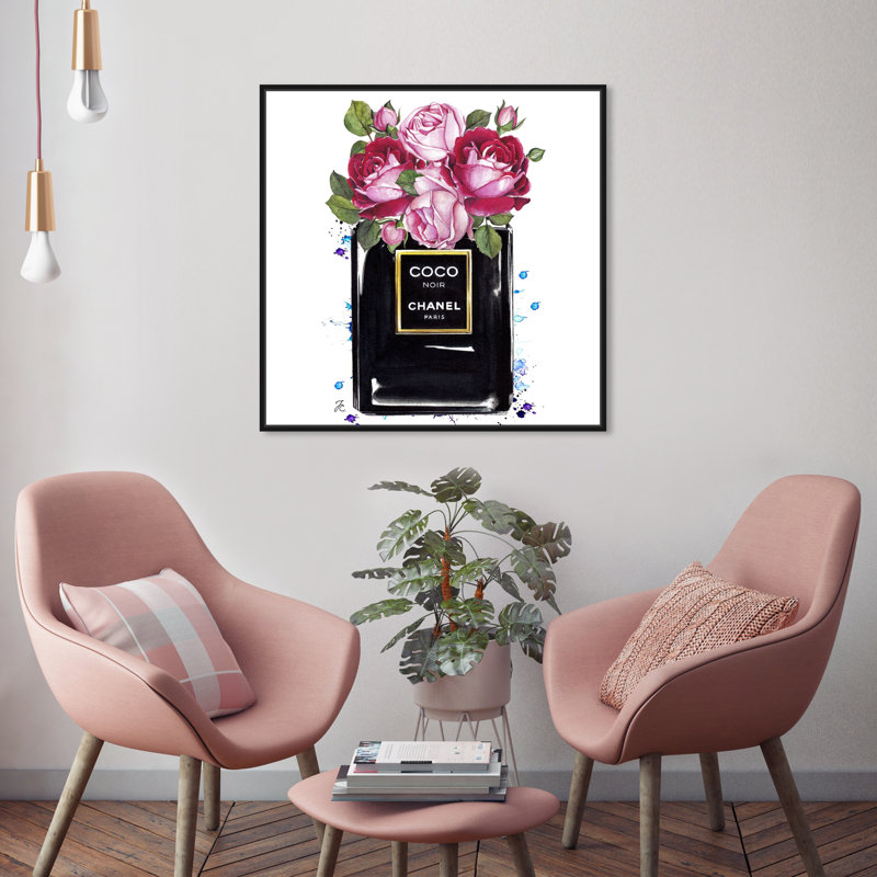 «Damilola Doll Memories Coco Roses», impression, H 24 po x l 24 po, Cadre noir