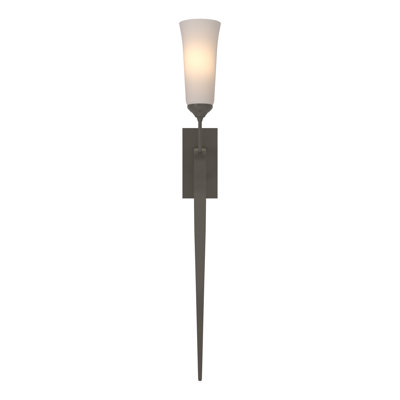 Sweeping Taper 1 - Light Dimmable Wallchiere