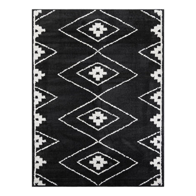 Latitude Run® Vefsna Nikolis Rug Black