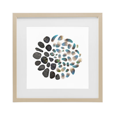 Collection Feathers & Rocks, reproduction encadrée sous verre, design par Beth Adoette