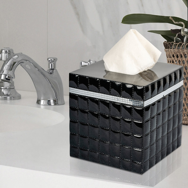 Giraffe Tissue Box Cover, Black