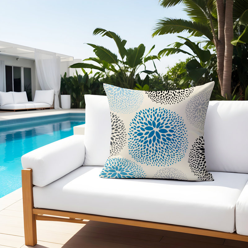 Coussin décoratif intérieur / extérieur en polyester filé à la main Bavière, H 19 po x l 19 po