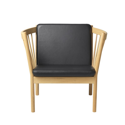 J146 Barrel Chair