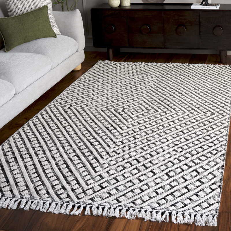 Brashear Hand Loomed Wool/Cotton Rug in Ivory/Black, Rectangle 5' x 8'