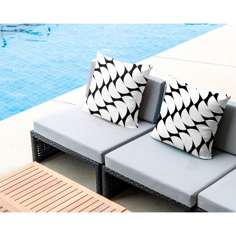 Coussin Piers, L 15 po x H 15 po, Noir