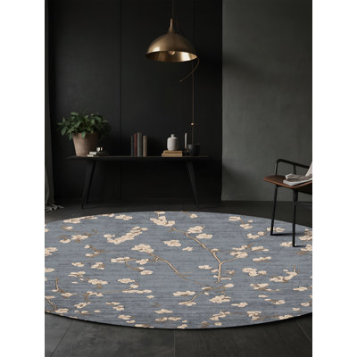 Tapis gris soyeux et moelleux