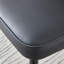 Chaises de salle à manger capitonnées et rembourrées en similicuir avec pieds en métal deux tons-824206094