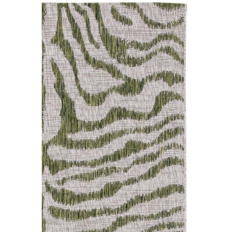 Aviyanna Performance Animal Print Indoor/Outdoor Area Rug, Rectangle 4' x 5'7"