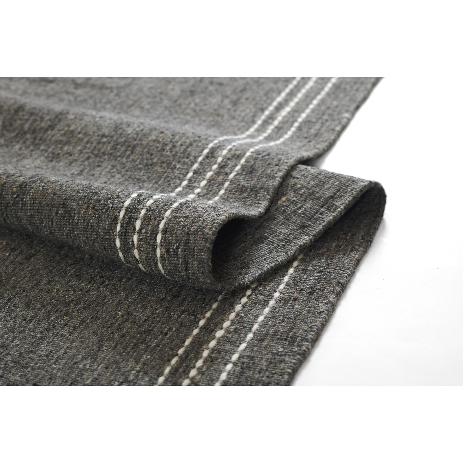 Momeni Oliver Solid Wool and Polyester Hand Loomed Charcoal Area Rug, Rectangle 3'6" x 5'6"