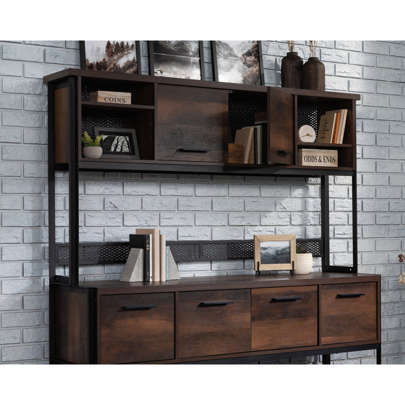Briarbrook Large Hutch