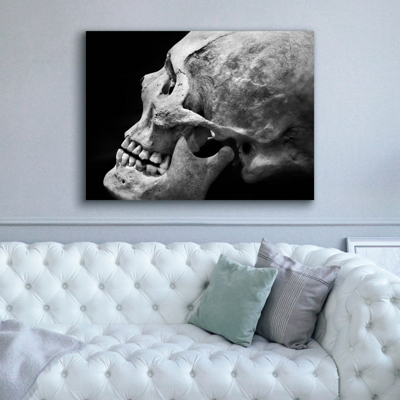 «The Beauty of Bones 2» par Ben Heine, art mural sur toile, H 40 po x l 54 po x P 1,5 po