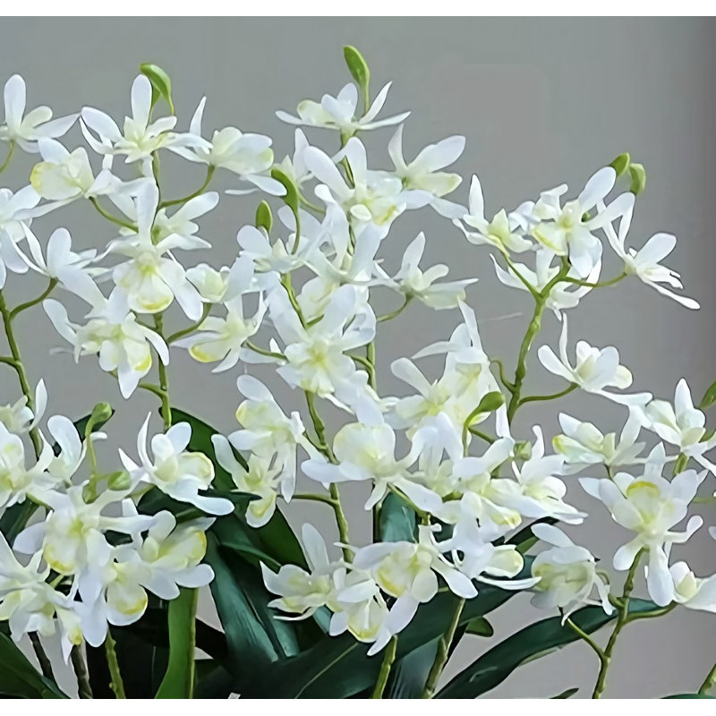 Décoration florale simulée, Blanc