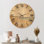  Grande horloge murale côtière - horizon de plage neutre, imprimé sur bois