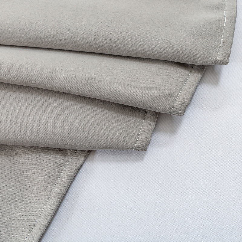 Rideau occultant en polyester, L 52 po x L 63 po, Tanné