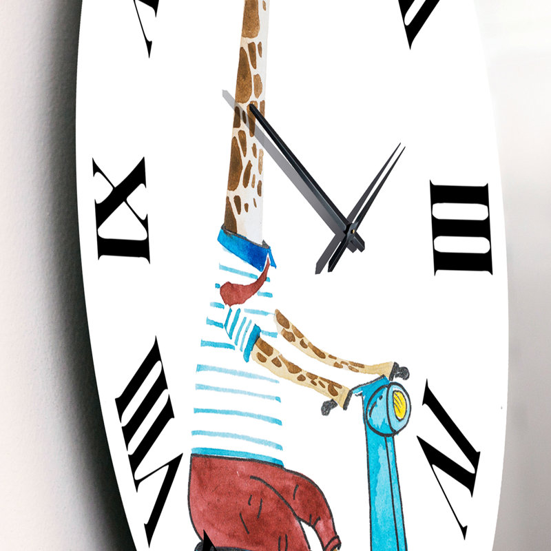 Girafe habillée portant un casque et un scooter - Horloge murale pour enfants, Moyen