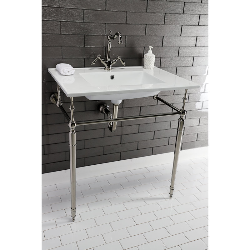Robinet de salle de bain à fixation sur comptoir à deux ou trois trous Kingston, Nickel poli, Curved Lever