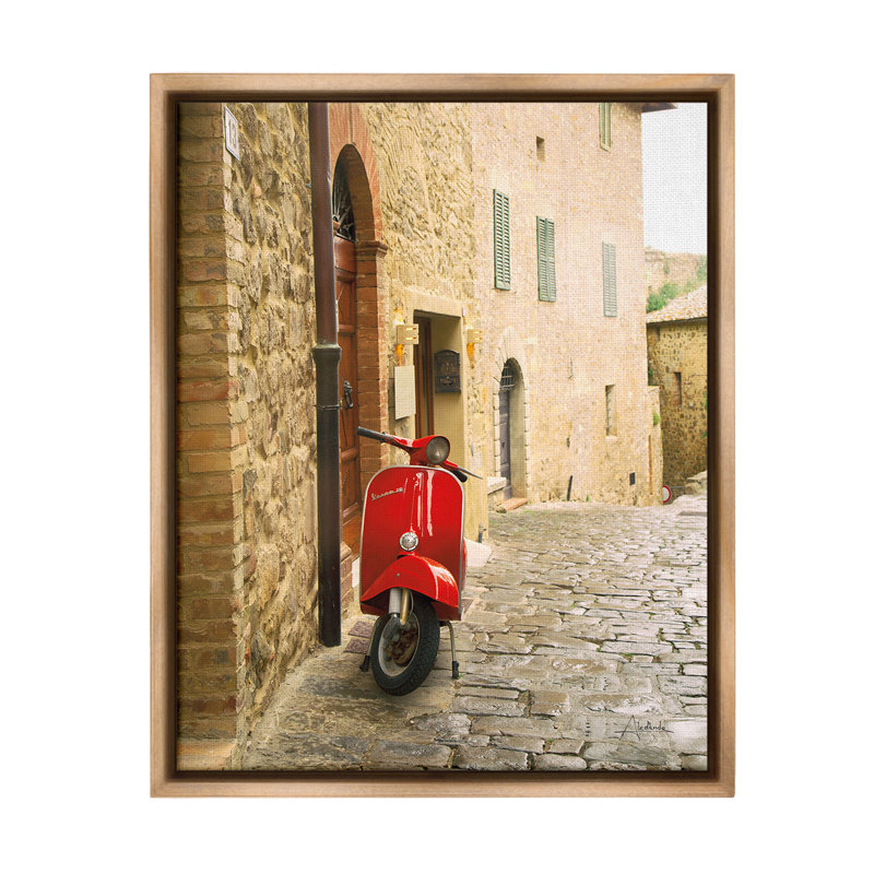 "Red Moped In City" par Aledanda sur toile, H 21 po x l 17 po, Cadre flottant orme Montalcino