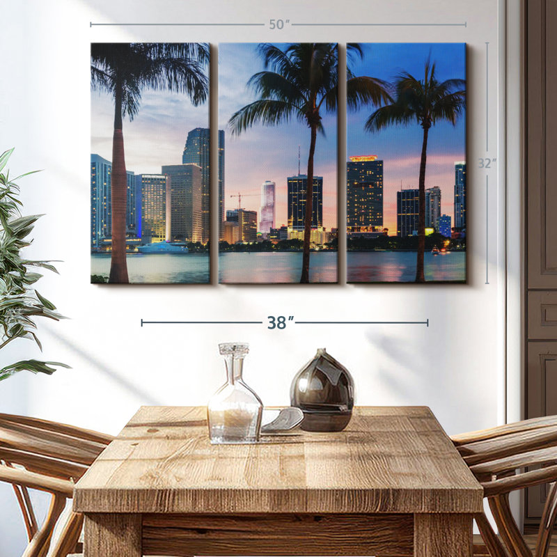 «Miami Skyline At Dusk» sur toile, H 32 po x l 50 po