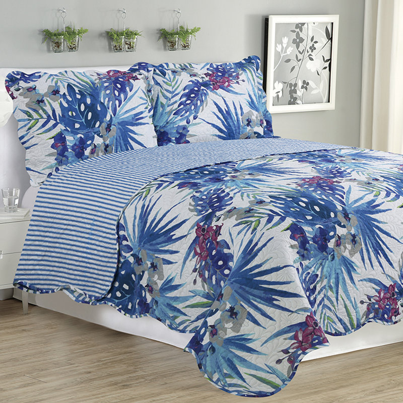 Melissa Polyester Floral Quilt, Queen Quilt + 2 Shams