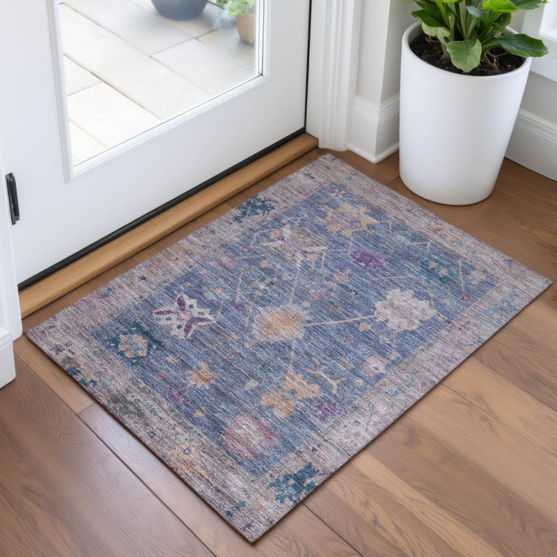 Tapis bleu intérieur / extérieur lavable à la machine Xhevrie, Rectangle 1 pi 8 po x 2 pi 6 po