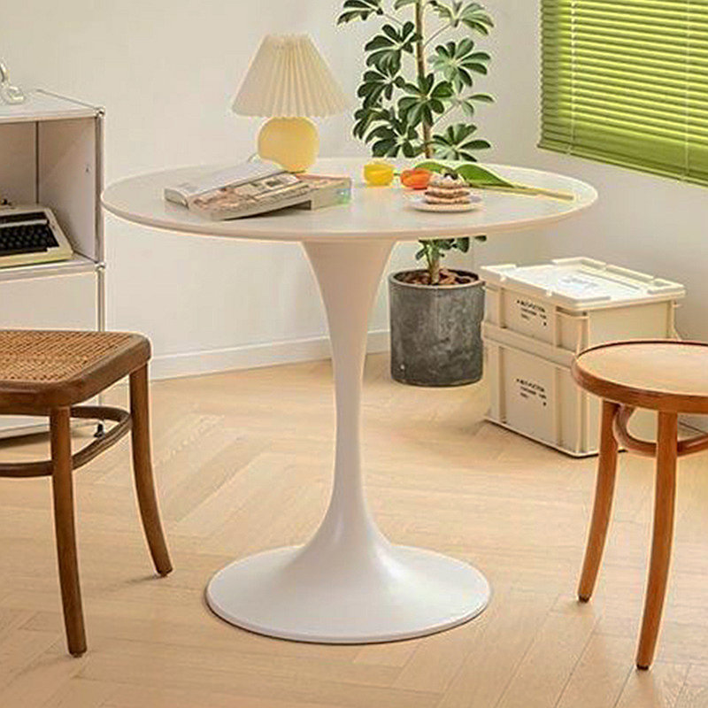 Table ronde blanche, table de salle à manger moderne, plateau en panneau de fibres à densité moyenne et table tulipe ronde en acier, table basse de style Mid-Century pour salon 24 pouces, table de salle à manger ovale