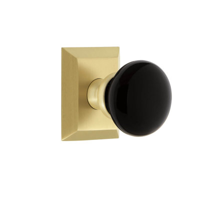 Grandeur Concealed Screw Mechanism Mushroom Knob with Square Rosette