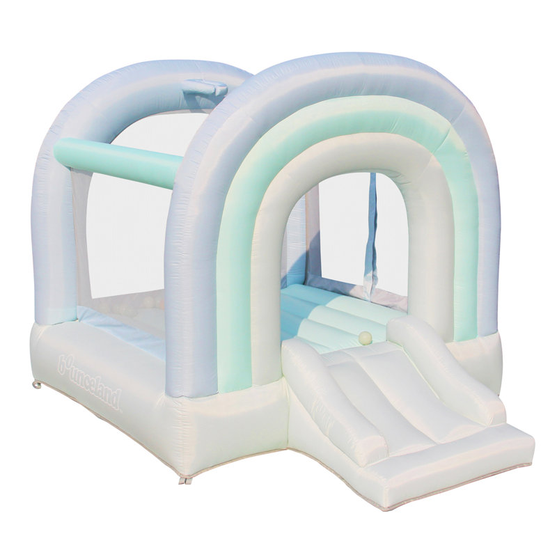 Bounceland Daydreamer Mist Bounce House