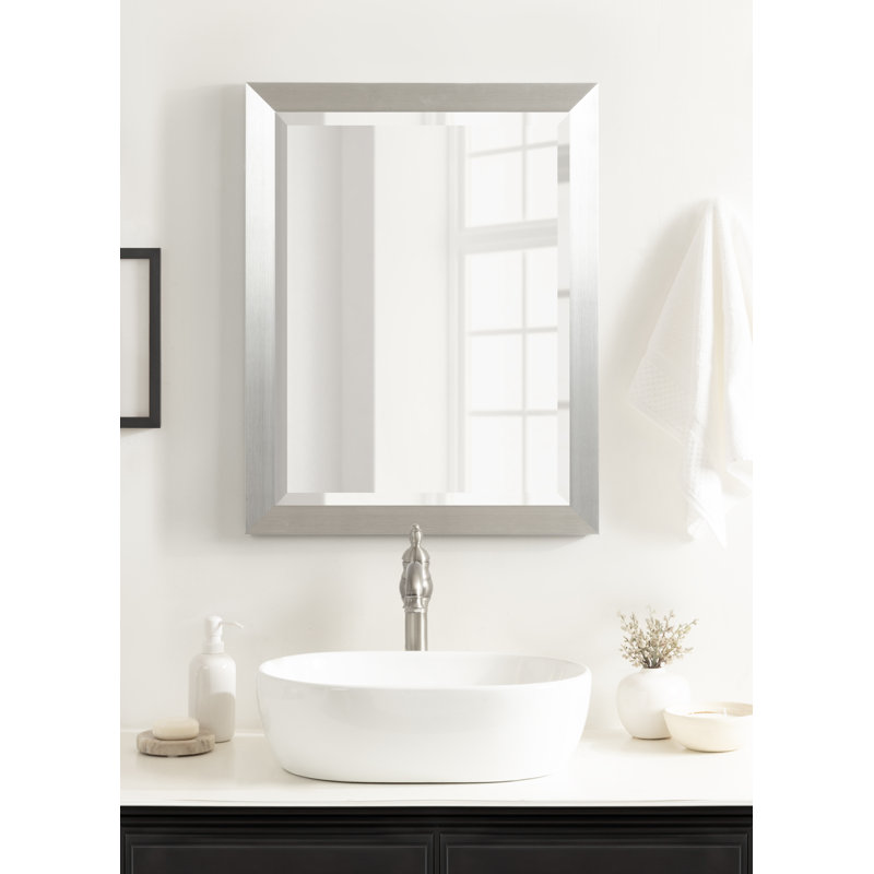 Miroir mural de salle de bain Cressna, 27,42 po x 21,42 po