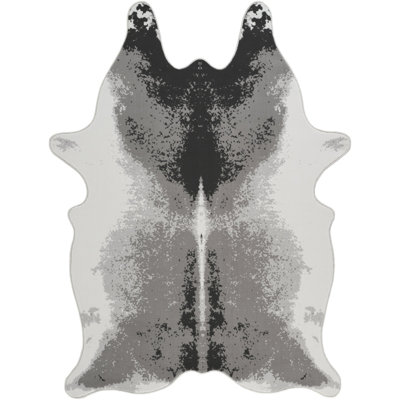 Hide GC_CHD1006 Gray 5 Ft. X 7 Ft. Area Rug