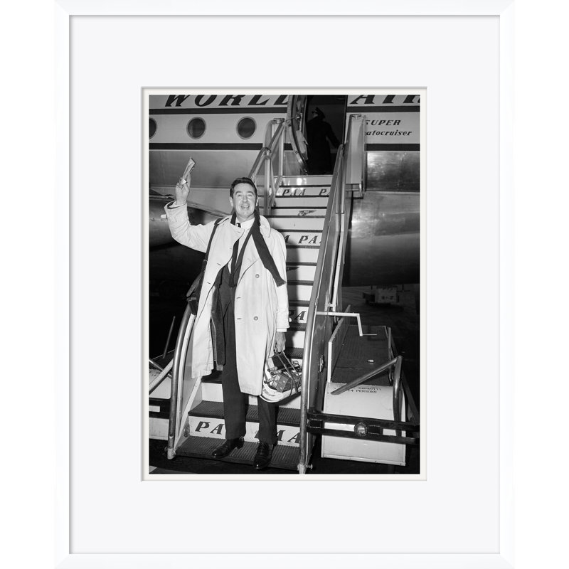 Slim Arrives Print by Slim Aarons
