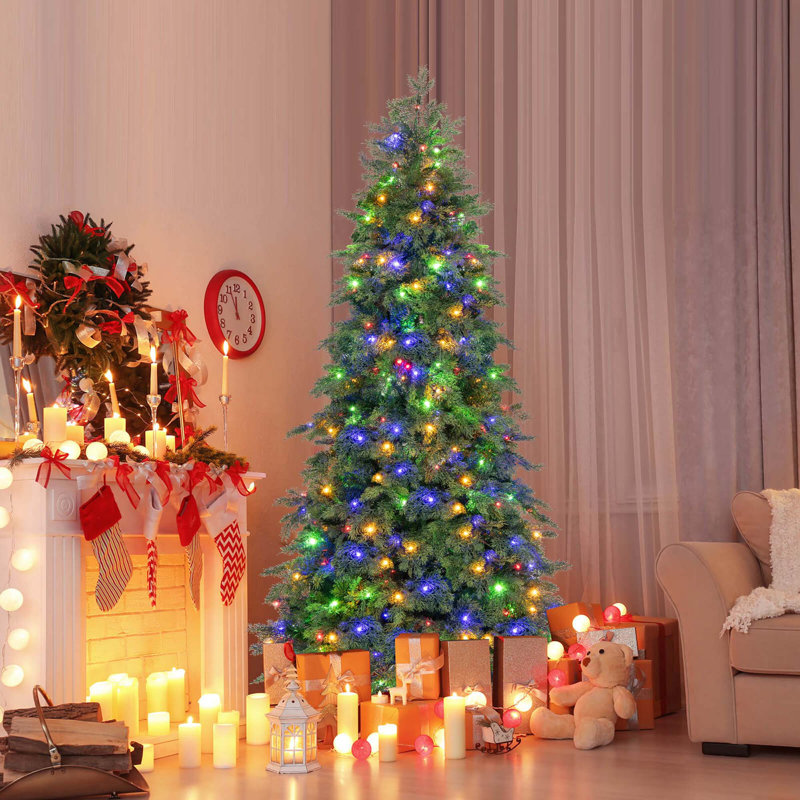 Arbre de Noël artificiel 6 pi avec embouts en PVC 721 et pieds pliables en métal