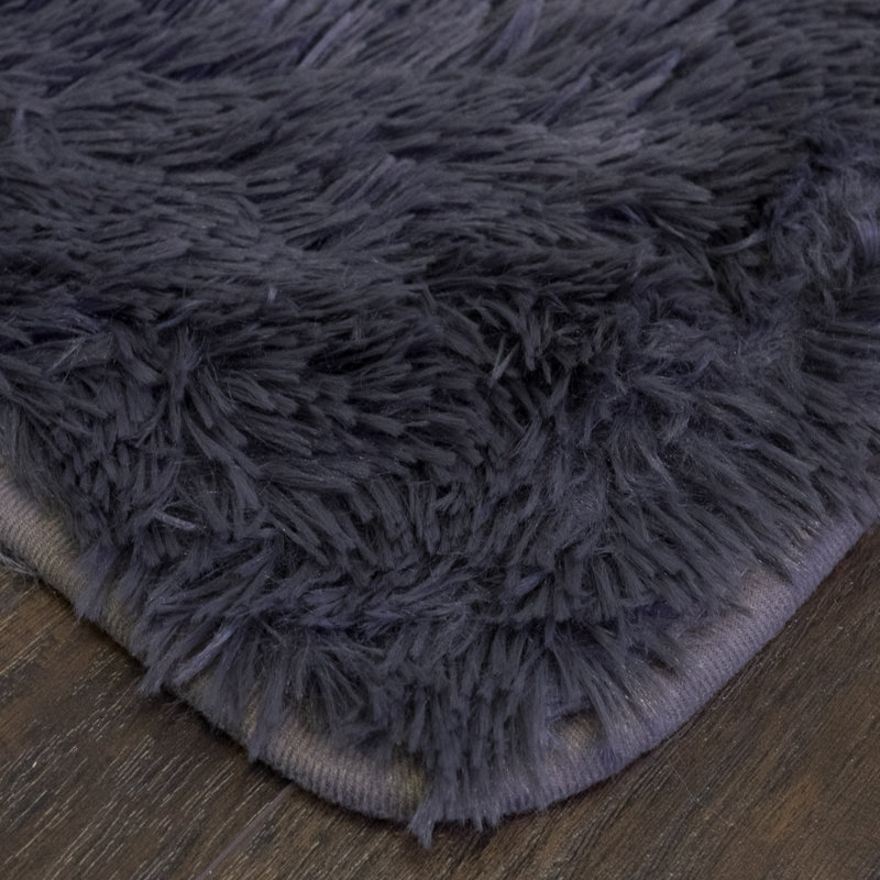 Tapis rectangulaire en fausse fourrure à poils longs Hutton 4 pi x 5 pi