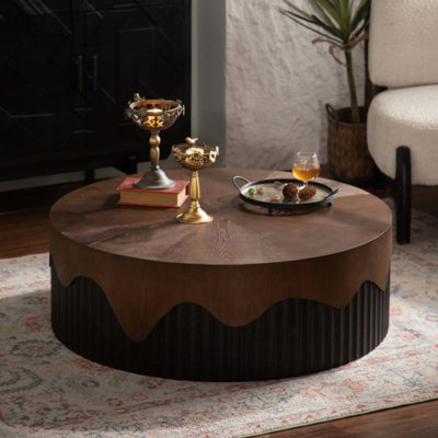 Table basse ronde en bois fabriquée à la main en relief à piédestal robuste pour le salon, sans assemblage