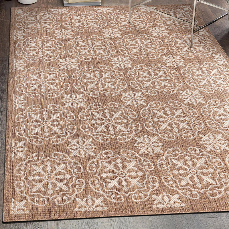 Charmia Geometric Brown/Beige Indoor&Outdoor Area Rug, Rectangle 5' x 7'