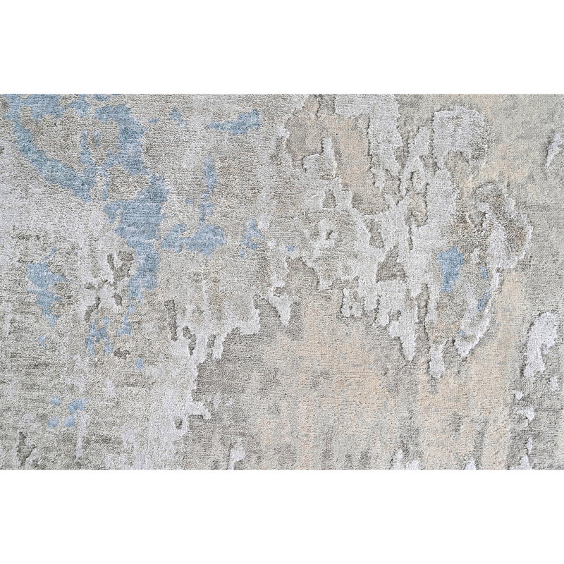 High-Quality Hand-Knotted White And Blue Area Rug, Rectangle 5' x 8'