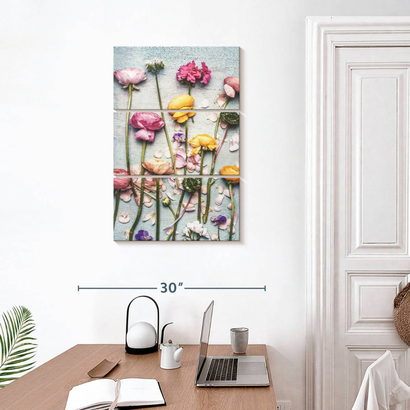 Arrangement floral Harnek, H 32 po x l 20 po