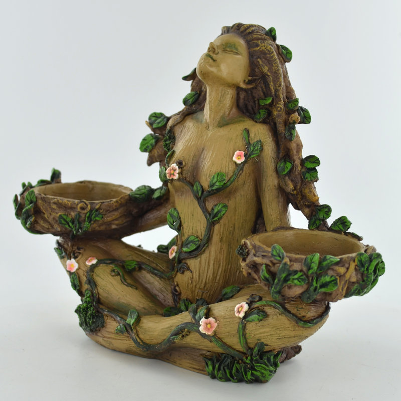 Latona Figurines & Sculptures
