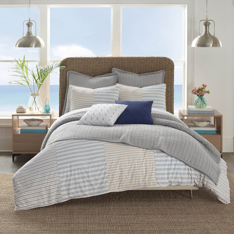 Southern Tide Pines Comforter Set, Queen Comforter + 2 Standard Pillow Shams