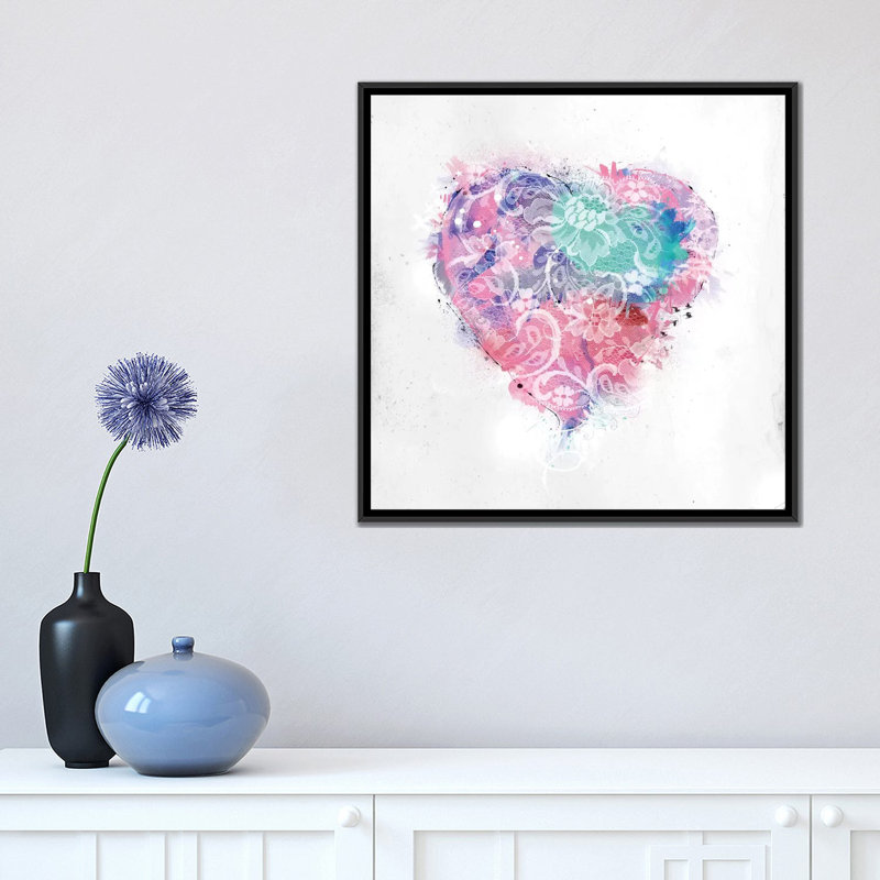 «Lace Heart», impression sur toile tendue, H 18 po x l 18 po x P 1,5 po, Toile avec cadre noir, Pas de tapis