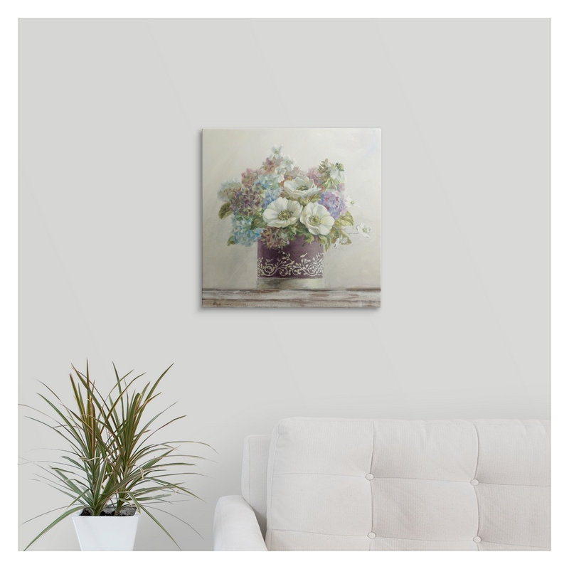 «Anemones in Aubergine Hatbox», impression, H 16 po x l 16 po x P 1,5 po, Toile