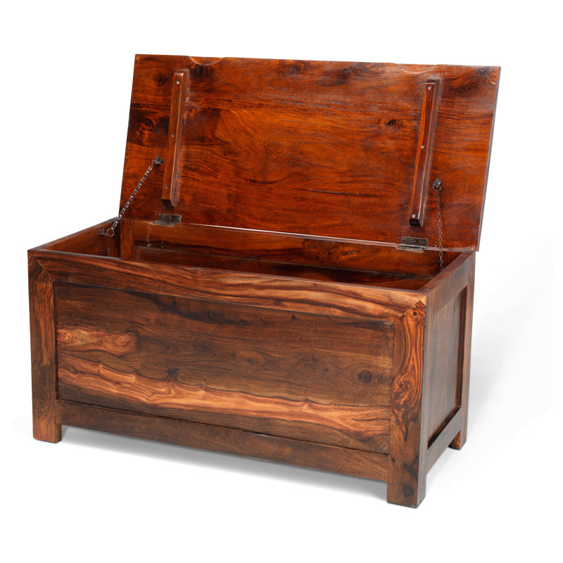 Erin Blanket Chest