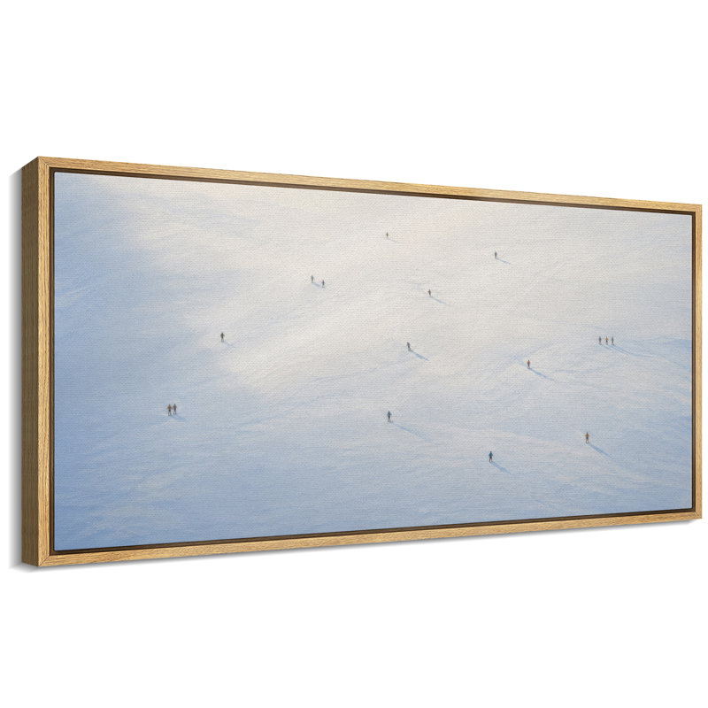 Doux bleu doux avec des skieurs lointains, H 30 po x l 60 po x P 1,5 po, Cadre naturel