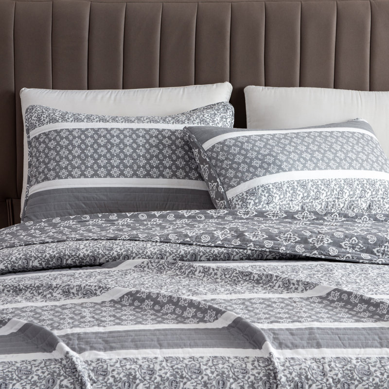 Kadi Twin Gray Microfiber Reversible Quilt Set